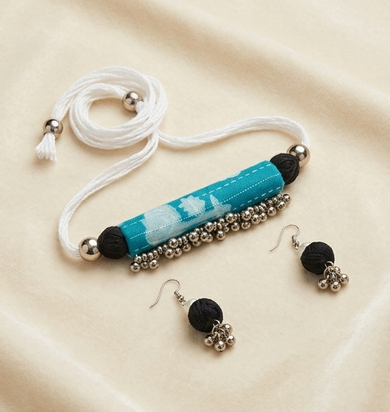 Turquoise Batik Roll Choker & Drops Set