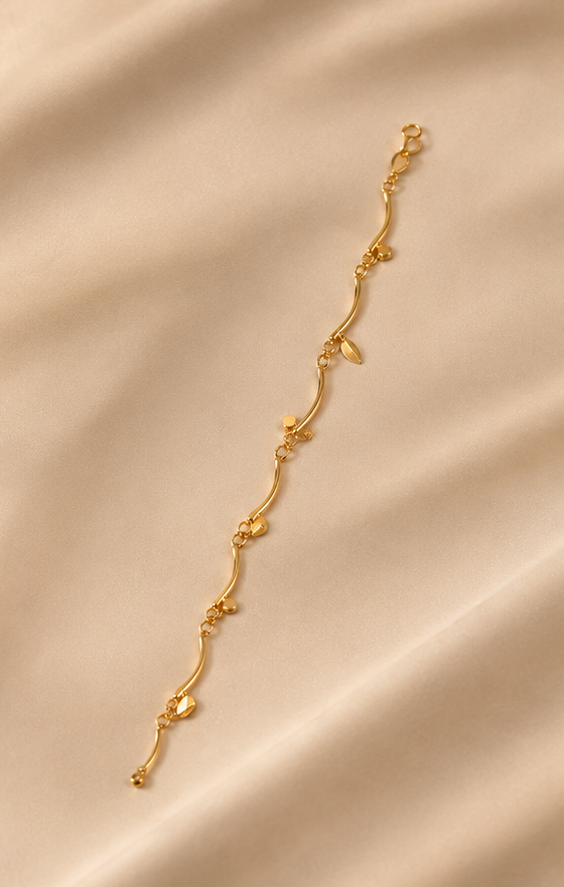 Minimalist Delicate Gold-Plated Botanical Vine Bracelet