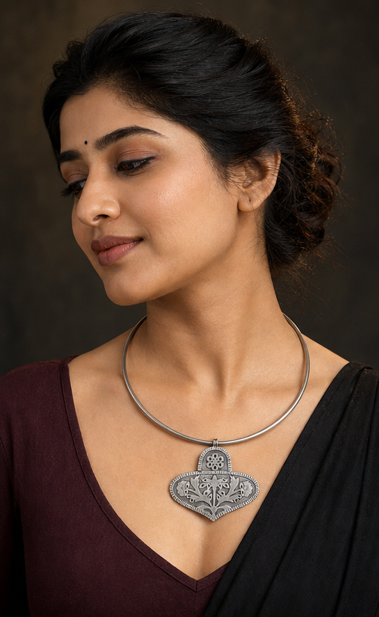 Silver Replica Botanical Engraved Pendant Open Collar Torque Necklace