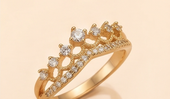 Royalty Tiara Crown Ring – Anti-Tarnish Gold Pavé Ring
