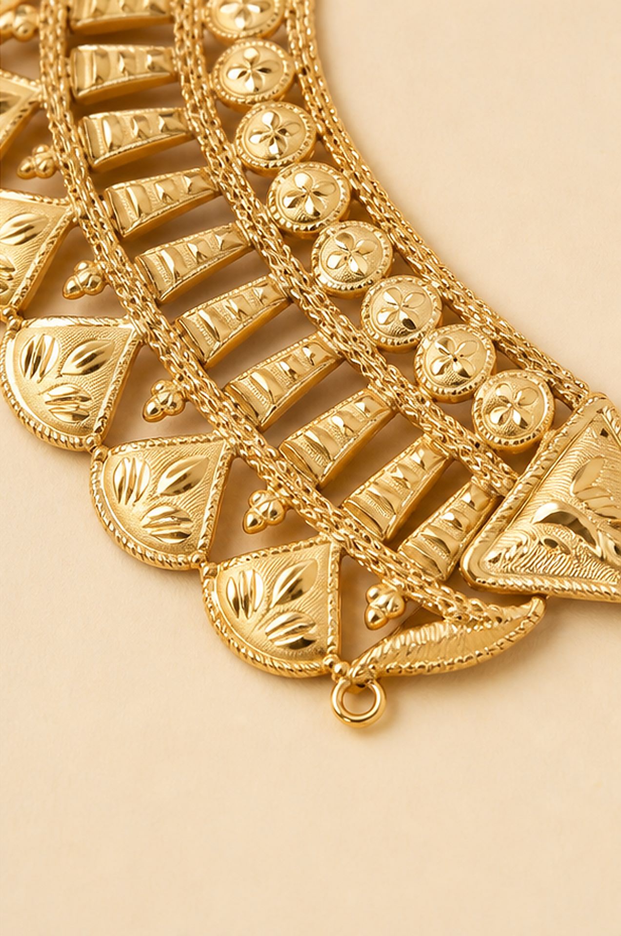24K Gold Plated Copper Based Broad Collar Necklace & Drop Earring Set