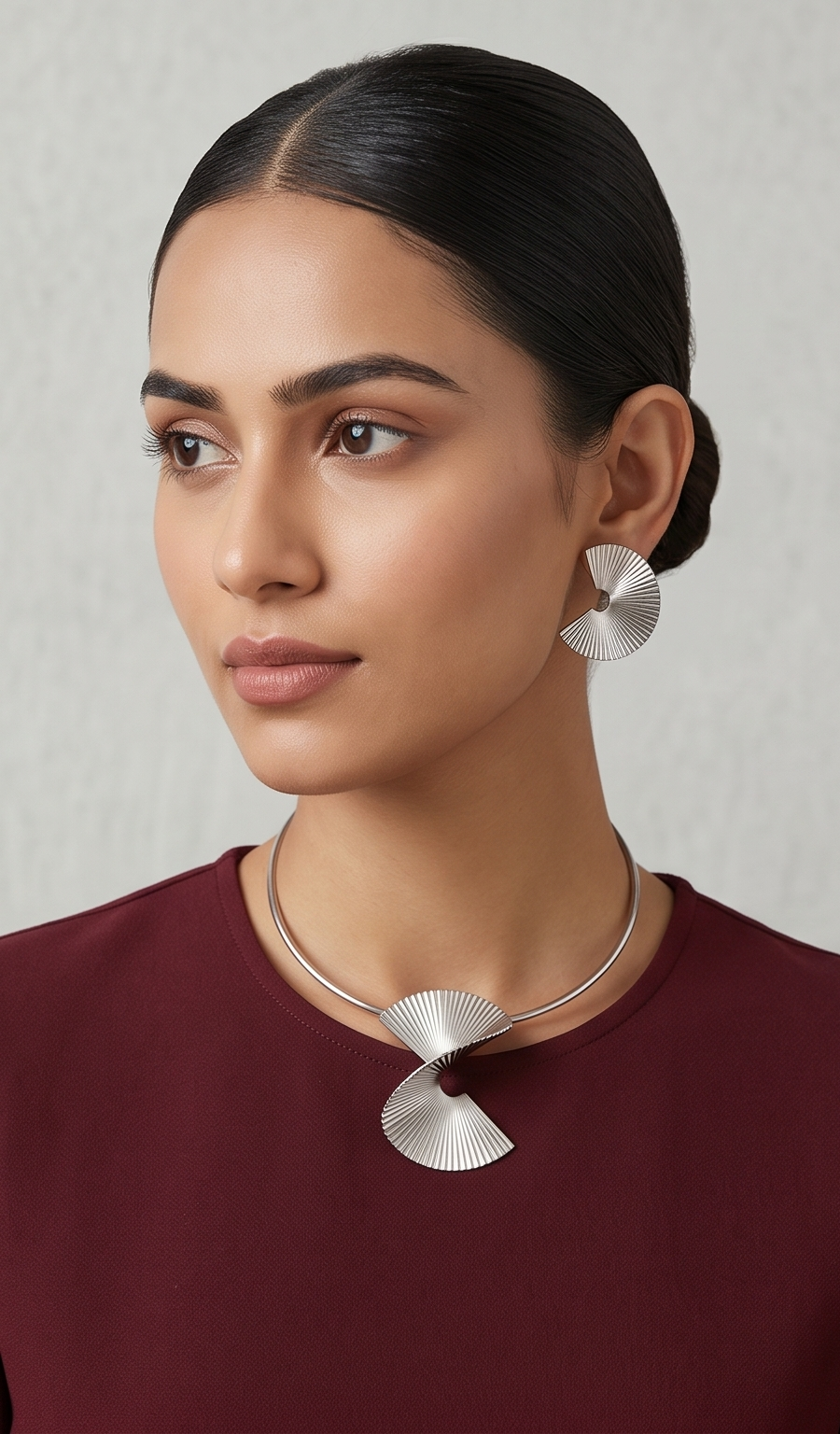 The Vortex Pleat Set – Anti-Tarnish Silver Sculptural Choker & Earrings