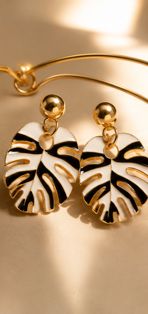 The Paradise Palm Set – Waterproof & Anti-TarnishEnamel Leaf Collar Set